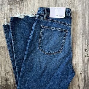 NWT Loft jeans size 28 (6) curvy high waisted cropped. So cute!!